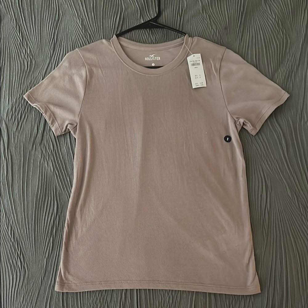 Hollister Purple Crew Neck Tee